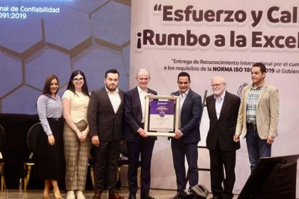 Gobierno de Durango recibe certificación...